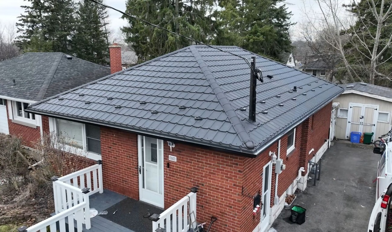 Storm damage roof repair and emergency roofing services in Claremont, CA