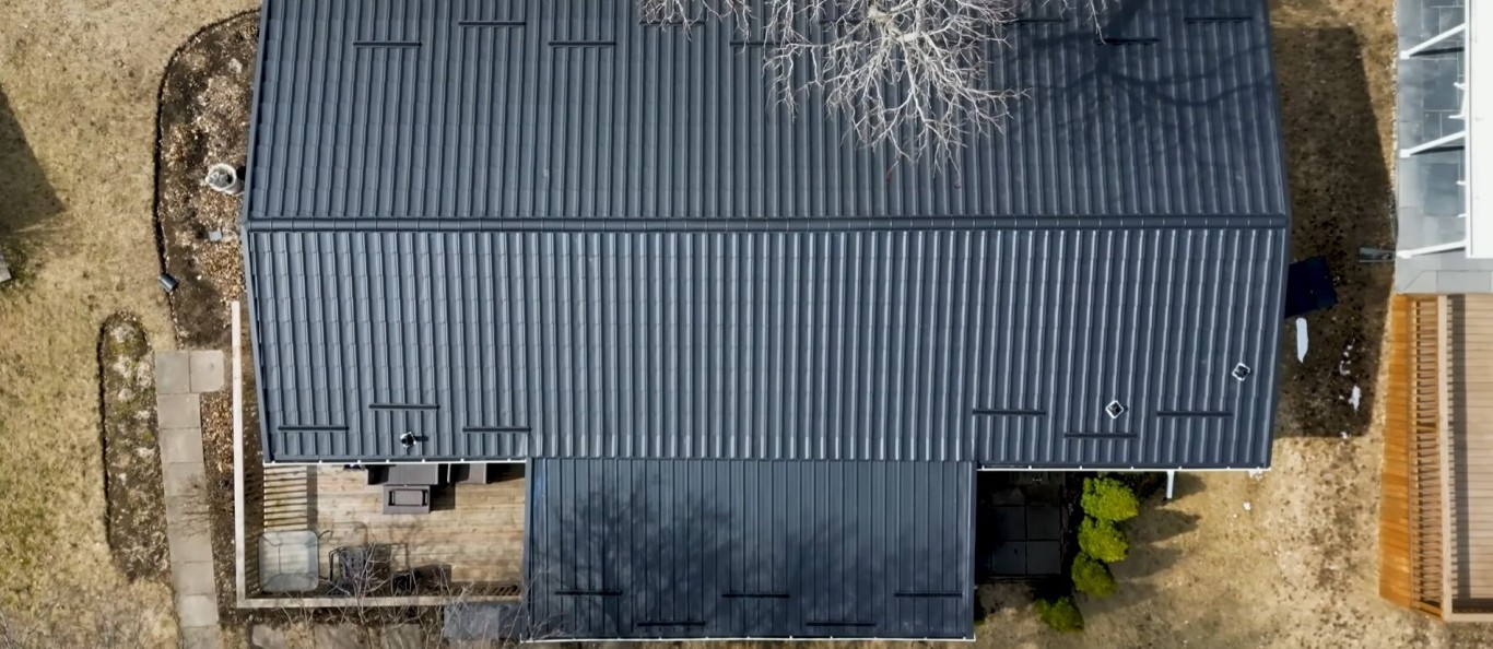 Complete roof replacement on residential home in Claremont, CA